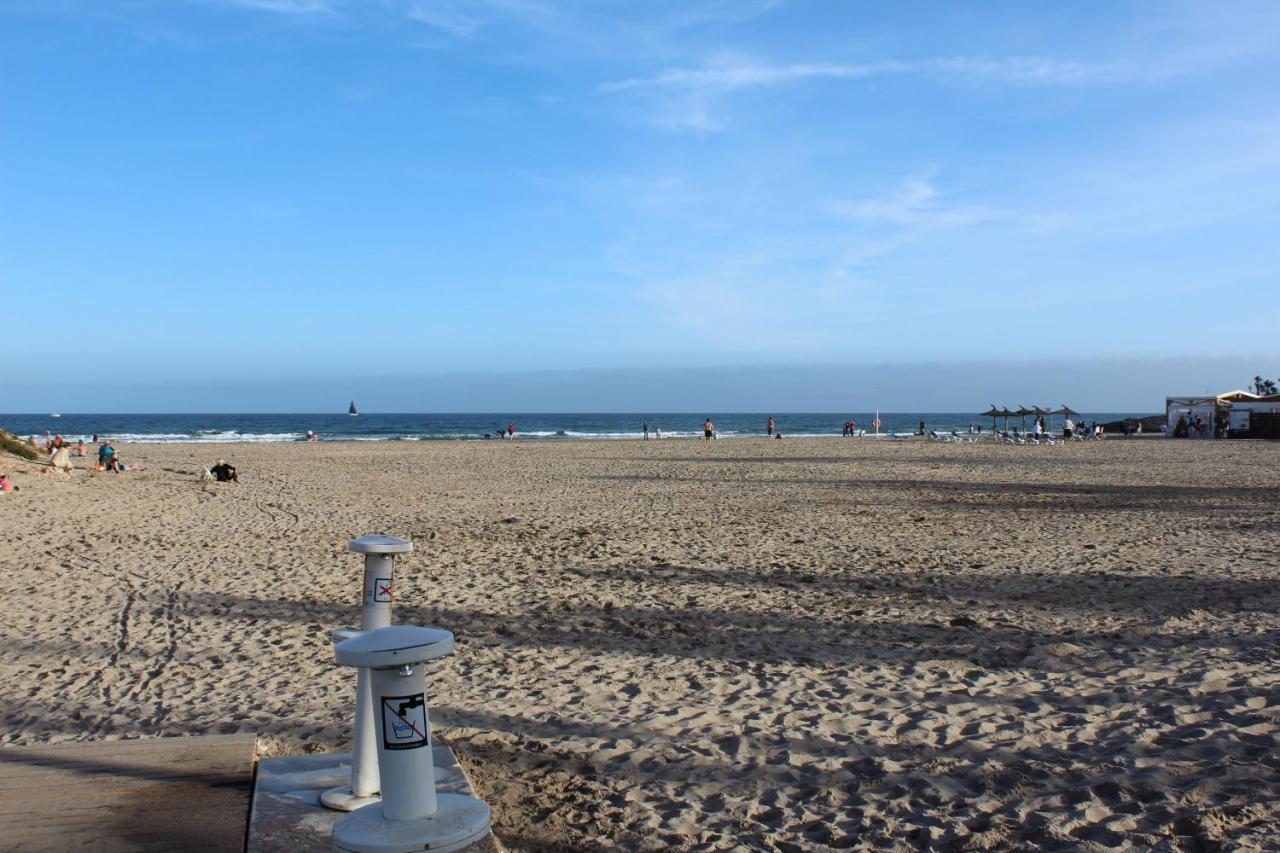 Bungalow With 2 Bedrooms And Roof Terrace In The Center Of La Zenia. Free Wifi. Orihuela Exteriör bild