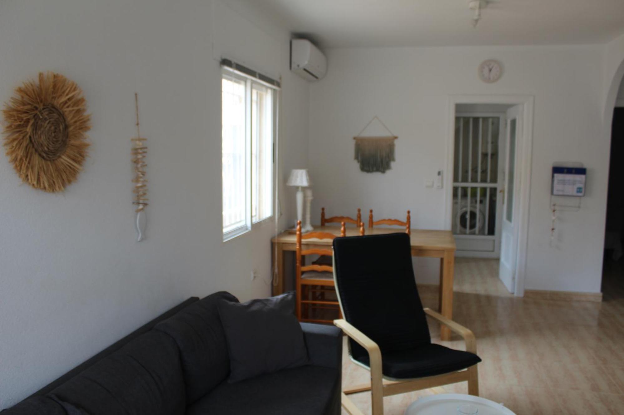 Bungalow With 2 Bedrooms And Roof Terrace In The Center Of La Zenia. Free Wifi. Orihuela Exteriör bild